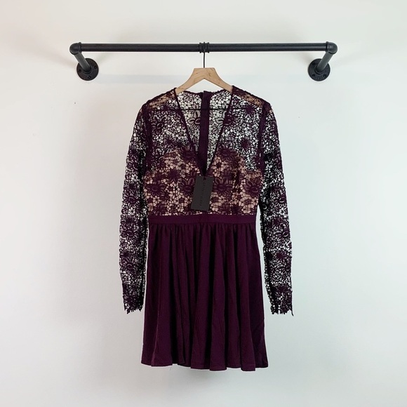 NWT Stylestalker REVOLVE Rosalie Lace Embroidered Bodice Fit & Flare Mini Dress - Picture 5 of 8